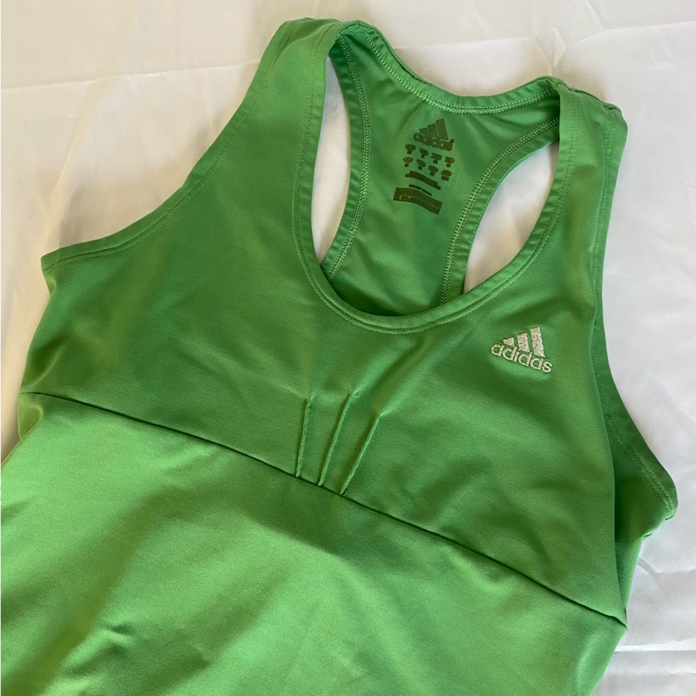 Adidas top